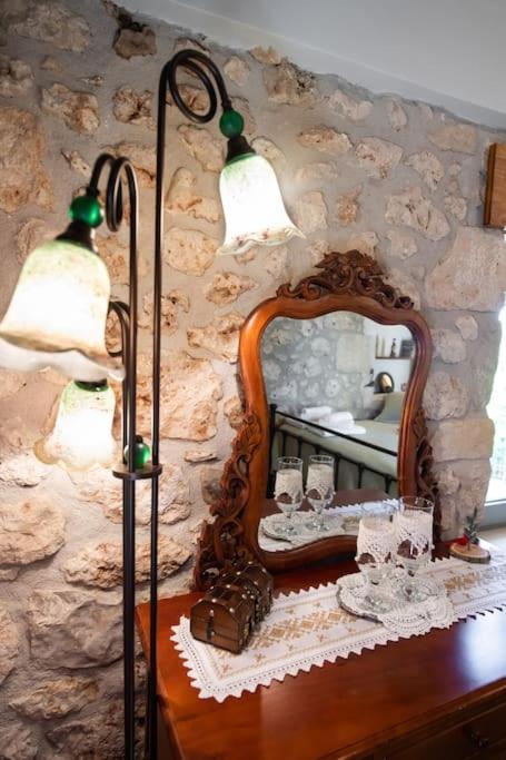 La Casa Di Bella A Tradional Stone House With Barbecue Βίλα Καρυά Εξωτερικό φωτογραφία