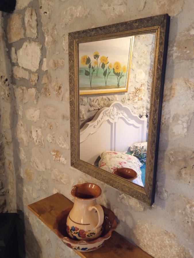 La Casa Di Bella A Tradional Stone House With Barbecue Βίλα Καρυά Εξωτερικό φωτογραφία